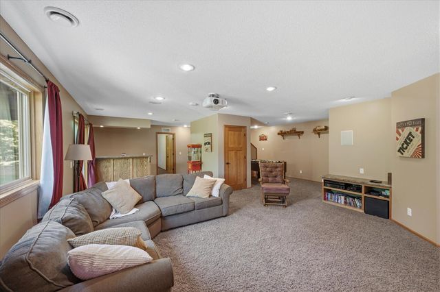 27354 107th Street NW, Zimmerman, MN 55398