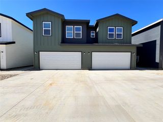 3501 E Renfro Street 106, Burleson, TX 76028