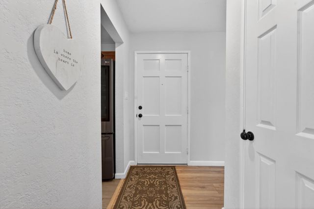 716 Winslow Dr, Yuba City, CA 95991