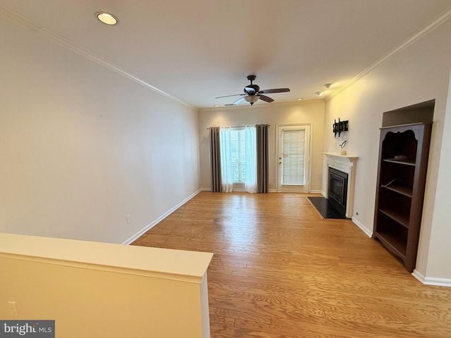 25 GRAND BANKS CIR, Marlton, NJ 08053