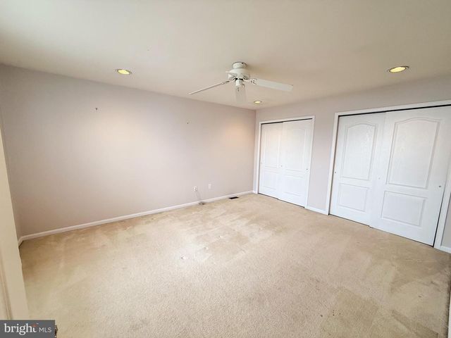 25 GRAND BANKS CIR, Marlton, NJ 08053