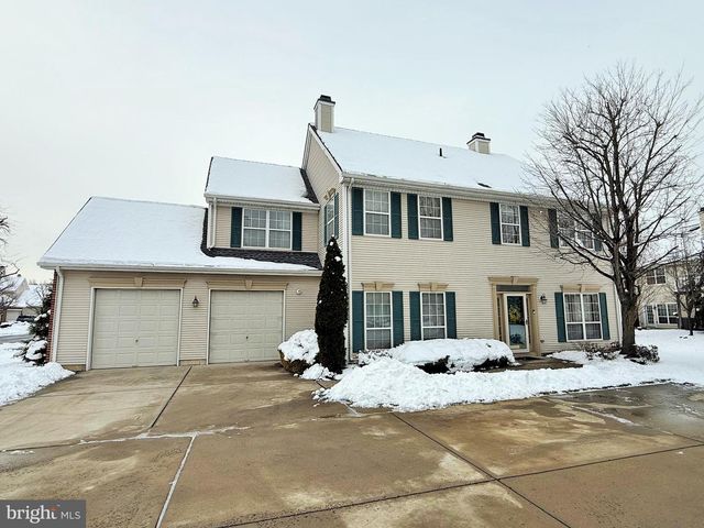 25 GRAND BANKS CIR, Marlton, NJ 08053