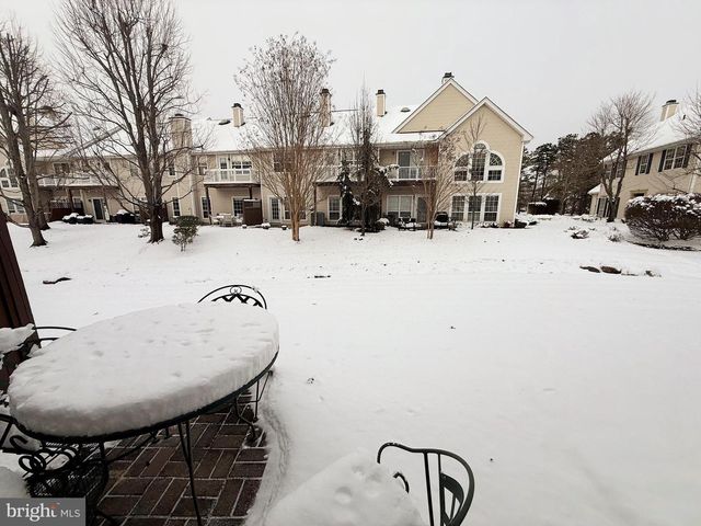 25 GRAND BANKS CIR, Marlton, NJ 08053