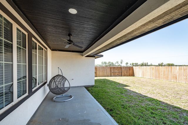 40242 Spyglass Hill Drive, Cleveland, TX 77327