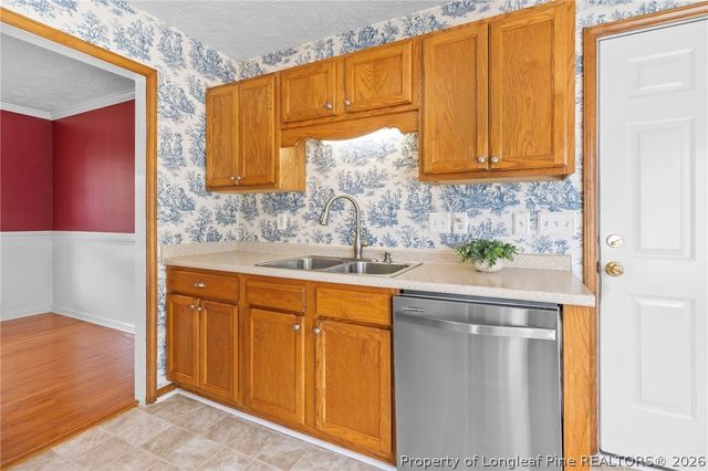 28 E Coyt Circle, Spring Lake, NC 28390