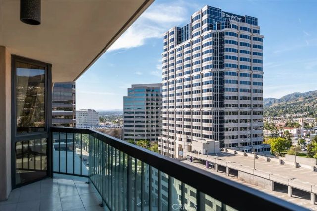 222 Monterey 904, Glendale, CA 91206