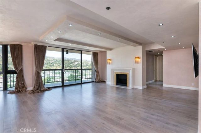 222 Monterey 904, Glendale, CA 91206