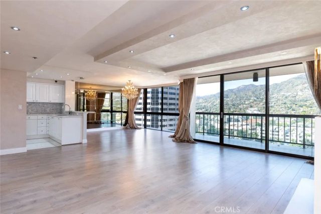 222 Monterey 904, Glendale, CA 91206