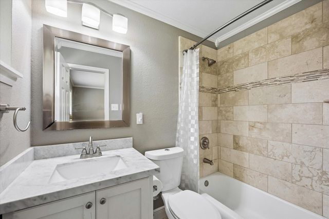 5759 Firenza Drive, Houston, TX 77035