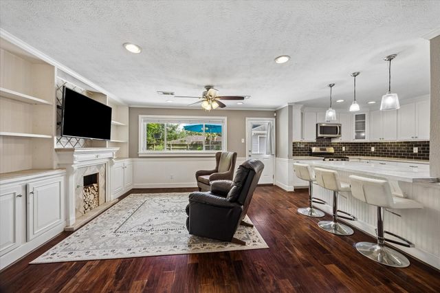 5759 Firenza Drive, Houston, TX 77035