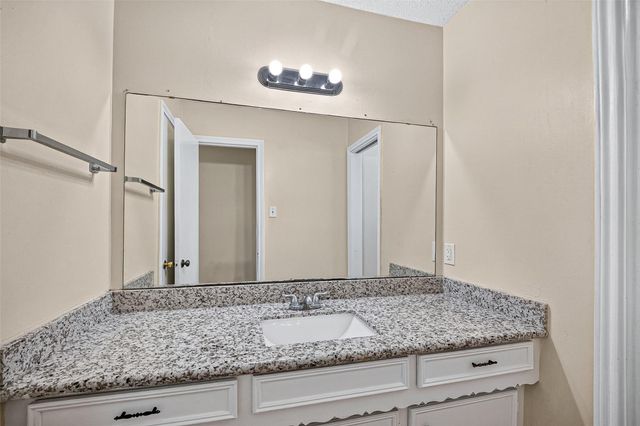 14426 Wadebridge Way, Houston, TX 77015