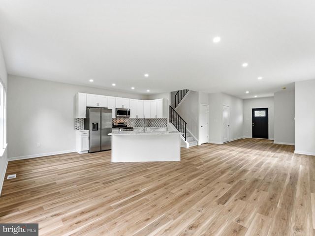429 ALMONESSON RD, Blackwood, NJ 08012