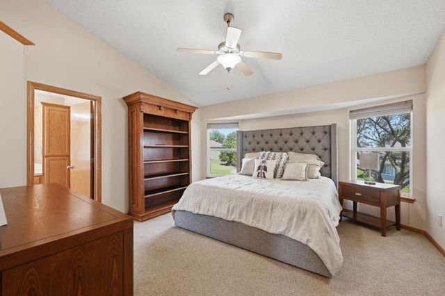 325 N Clay Circle, Wichita, KS 67206