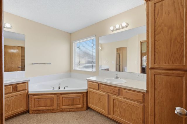 325 N Clay Circle, Wichita, KS 67206