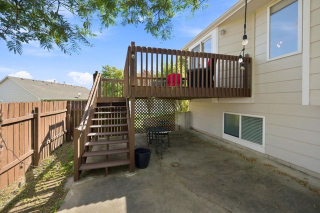 325 N Clay Circle, Wichita, KS 67206
