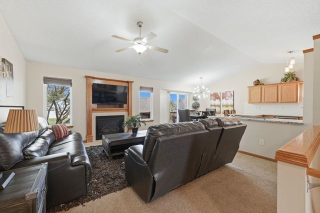 325 N Clay Circle, Wichita, KS 67206