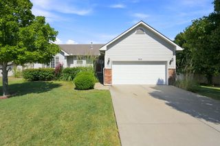 325 N Clay Circle, Wichita, KS 67206