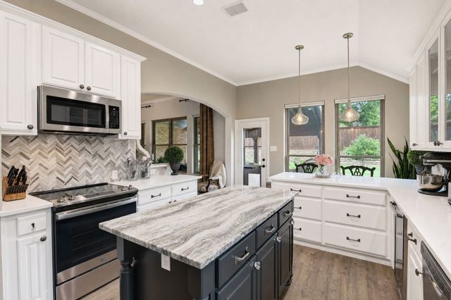 1106 Oakhollow Drive, Corinth, TX 76210