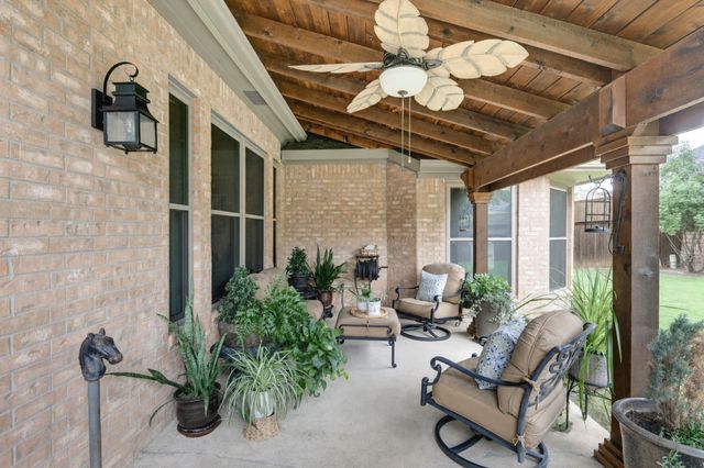 1106 Oakhollow Drive, Corinth, TX 76210