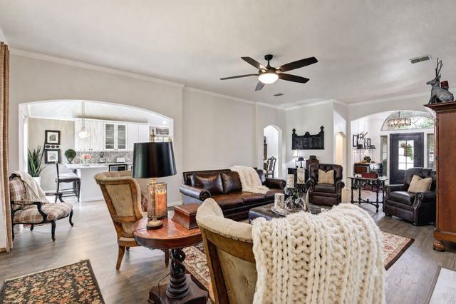 1106 Oakhollow Drive, Corinth, TX 76210