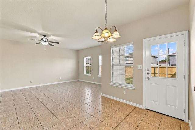 900 Parkplace Ridge, Princeton, TX 75407