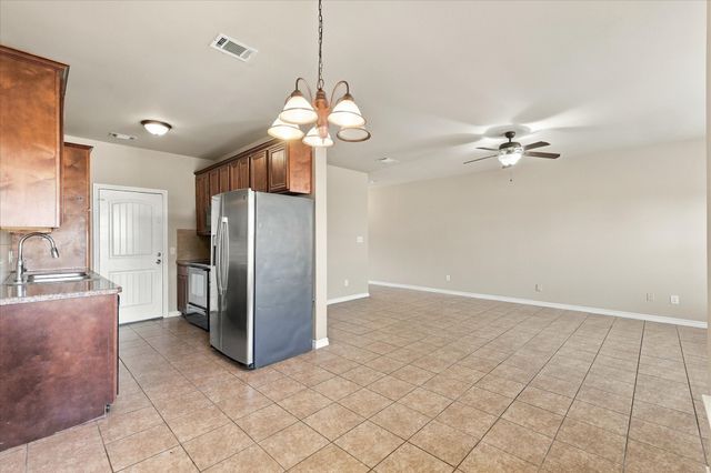 900 Parkplace Ridge, Princeton, TX 75407