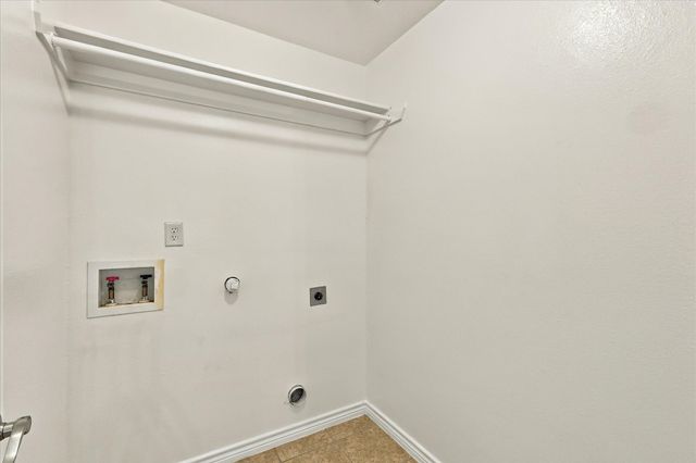 900 Parkplace Ridge, Princeton, TX 75407