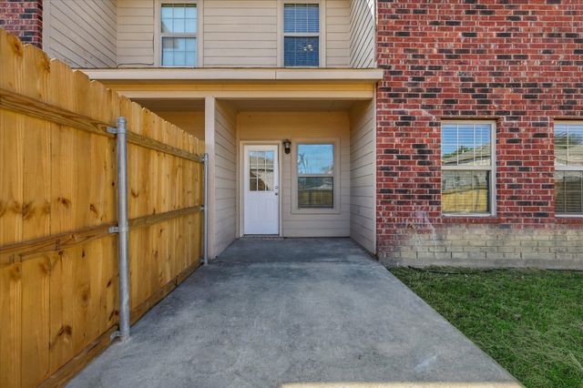 900 Parkplace Ridge, Princeton, TX 75407
