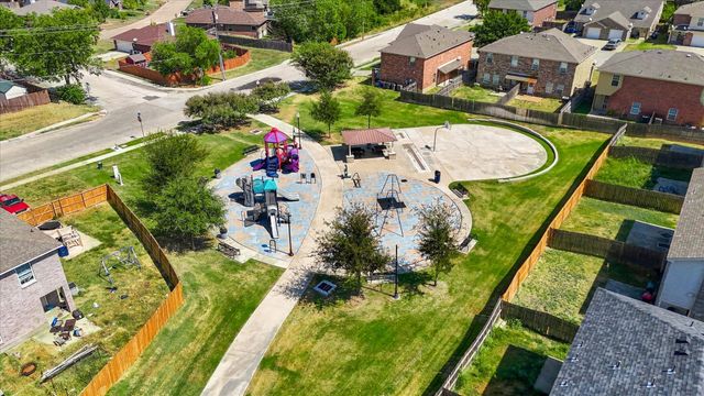 900 Parkplace Ridge, Princeton, TX 75407