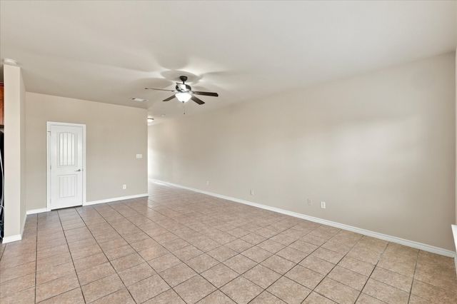 900 Parkplace Ridge, Princeton, TX 75407
