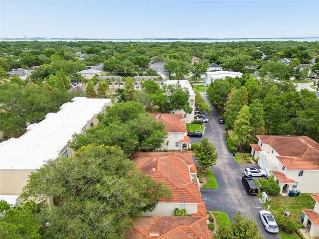 3125 SANTORINI COURT, Tampa, FL 33611
