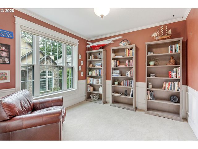 2613 BEACON HILL Dr, West Linn, OR 97068