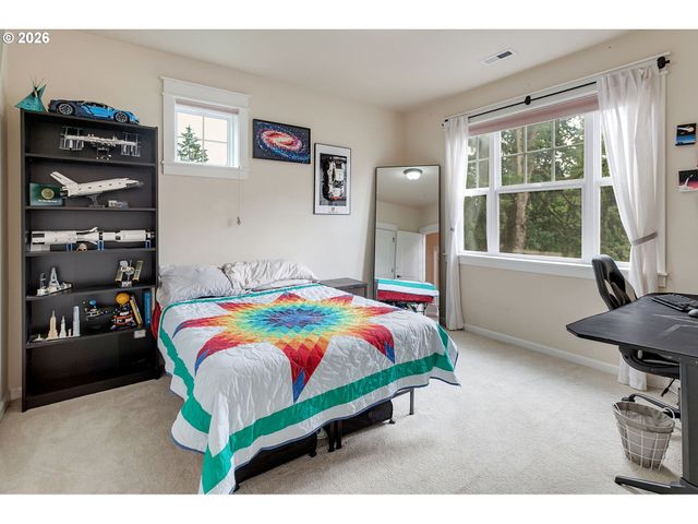 2613 BEACON HILL Dr, West Linn, OR 97068