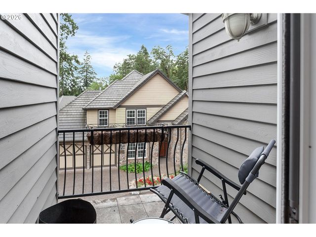 2613 BEACON HILL Dr, West Linn, OR 97068