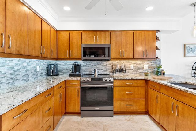 6020 TOPSAIL ROAD, Lady Lake, FL 32159