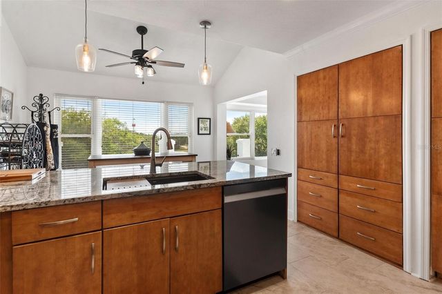 6020 TOPSAIL ROAD, Lady Lake, FL 32159