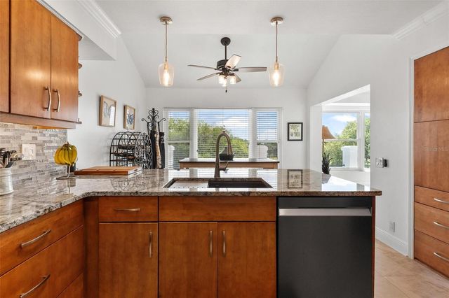 6020 TOPSAIL ROAD, Lady Lake, FL 32159