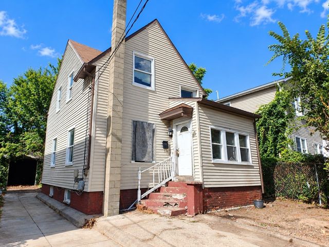 17 Rodman St, Providence, RI 02907