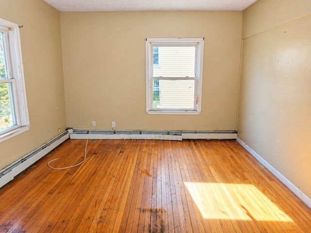 17 Rodman St, Providence, RI 02907