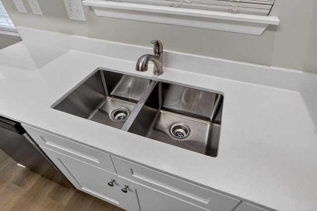 5342 Greggs Landing, North Charleston, SC 29420