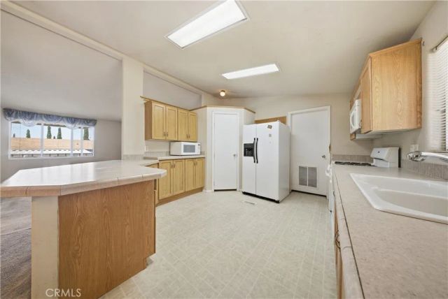 40701 W Rancho Vista blvd 337, Palmdale, CA 93551