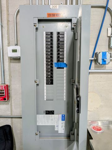 650 Willowbrook Center Parkway 205, Willowbrook, IL 60527