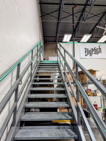 650 Willowbrook Center Parkway 205, Willowbrook, IL 60527