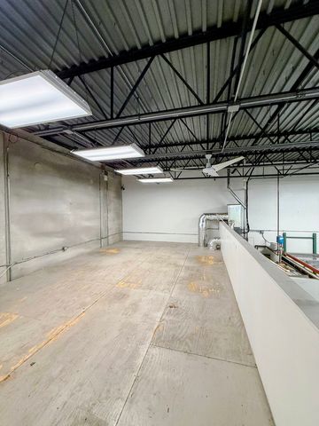 650 Willowbrook Center Parkway 205, Willowbrook, IL 60527