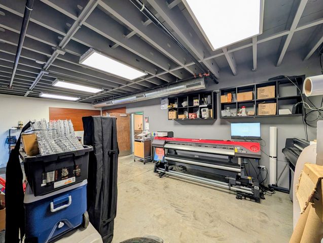 650 Willowbrook Center Parkway 205, Willowbrook, IL 60527