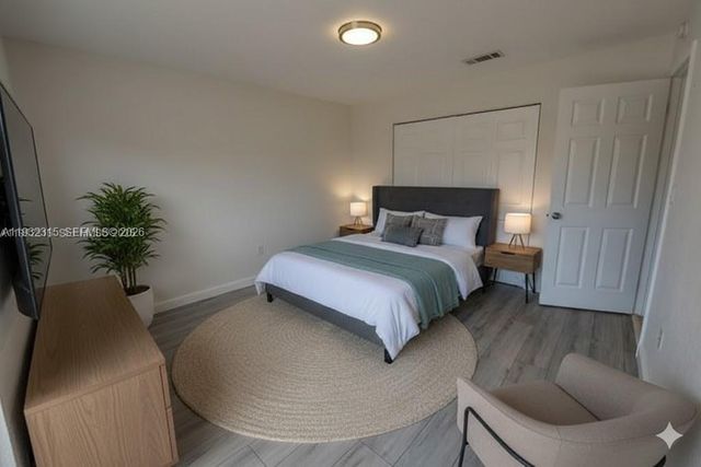 2320 Elm Ct, Pembroke Pines, FL 33026