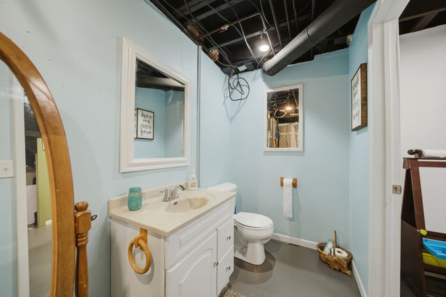 923 Institute Boulevard, Dixon, IL 61021