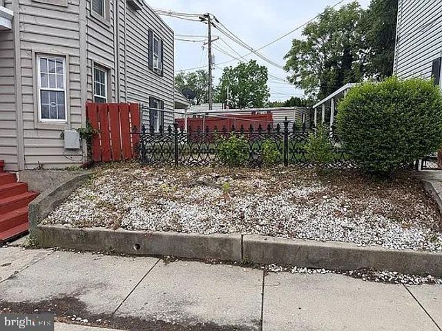 15 FAIRGROUND AVE, Hagerstown, MD 21740