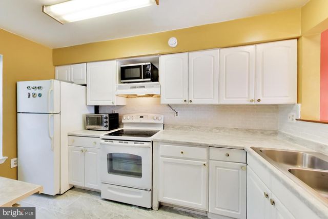2923 LISAGE WAY, Silver Spring, MD 20904