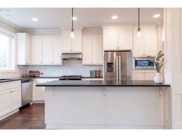 1922 Nw 114TH Ave, Beaverton, OR 97003